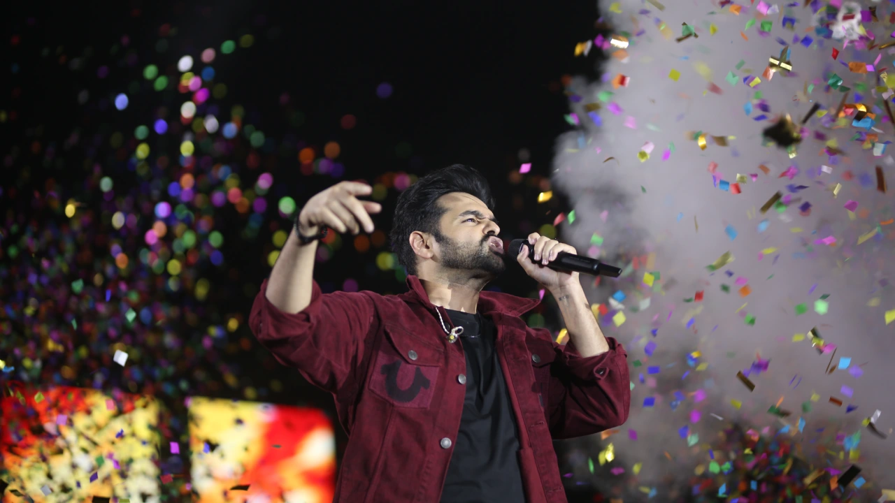 Andhra King Thaluka Musical Live Concert