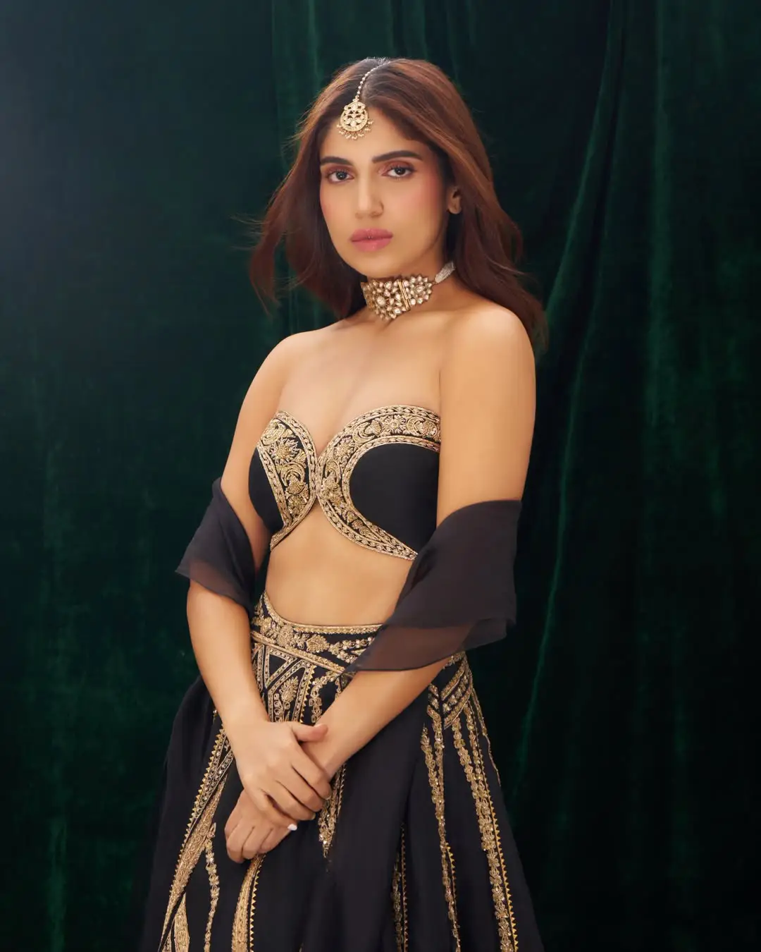 Bhumi Satish Pednekkar latest glamorous photos (2)