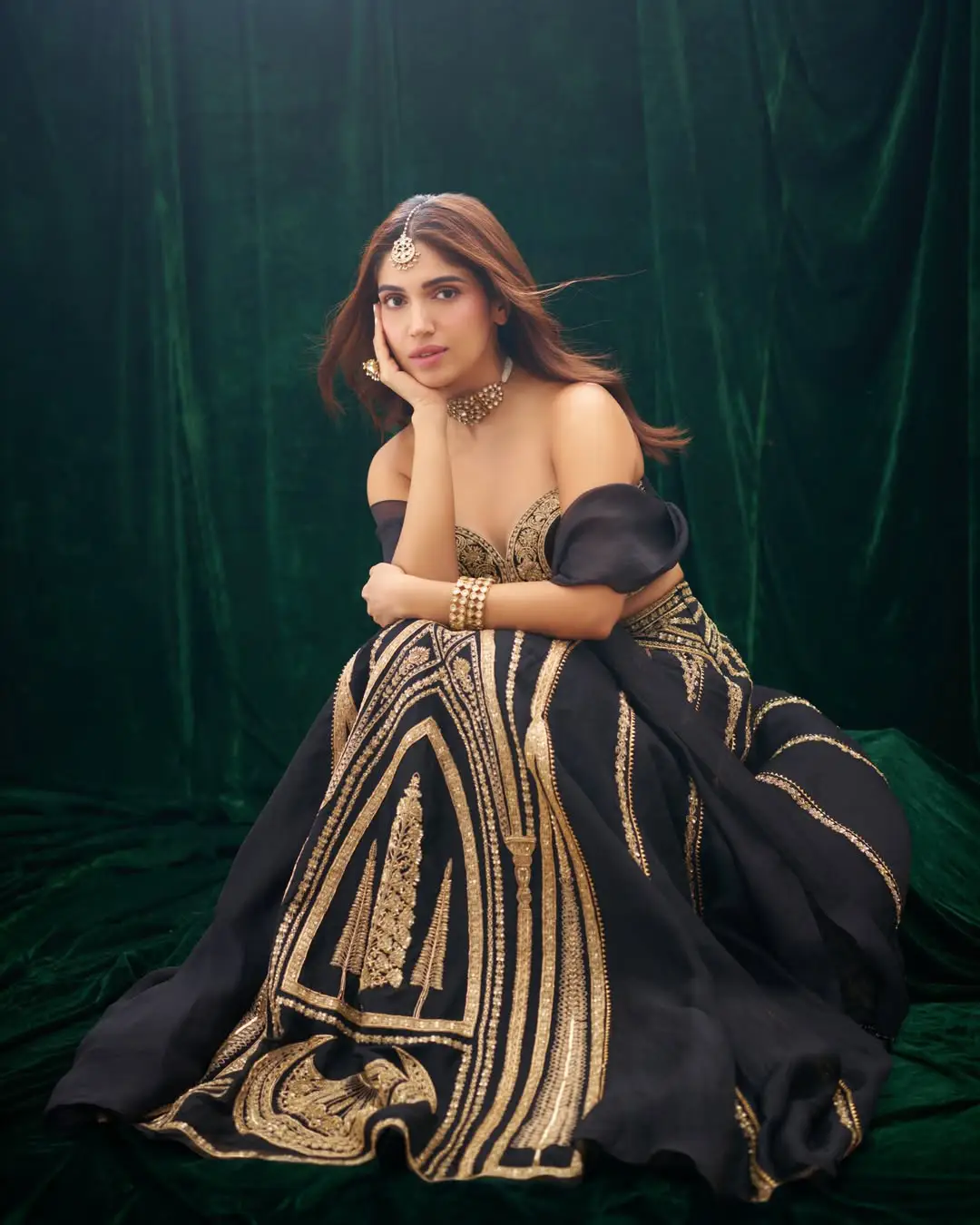 Bhumi Satish Pednekkar latest glamorous photos (5)