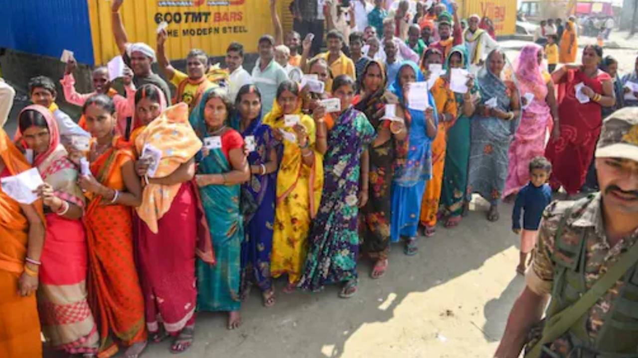 Bihar Assembly Elections : బీహార్‌లో రెండో విడత పోలింగ్.. ఓటుహక్కు వినియోగించుకున్న ప్రముఖులు