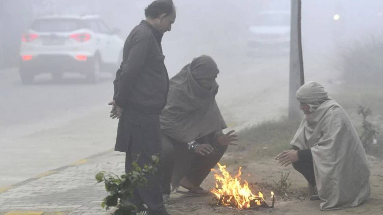 Cold Weather : చలి పంజా.. రాష్ట్ర వ్యాప్తంగా ఒక్కసారిగా పెరిగిన చలి తీవ్రత.. ఈ జాగ్రత్తలు తప్పనిసరి.. బయటకు రావొద్దు..