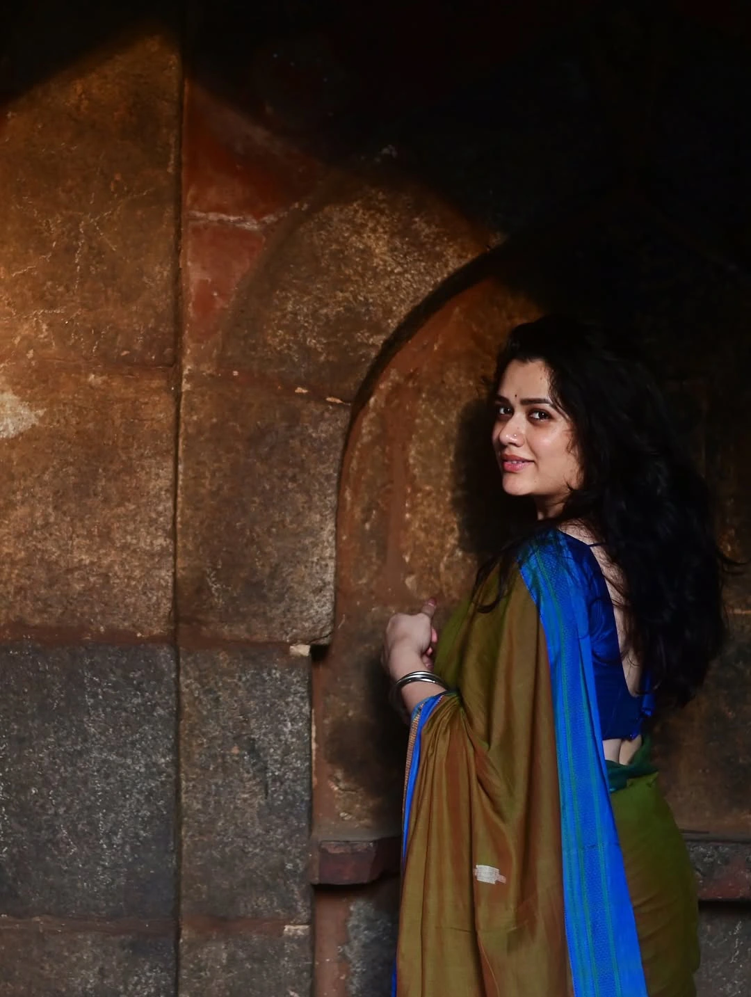 Girija Oak Godbole Latest Social Media Sensation Marathi Actress Photos