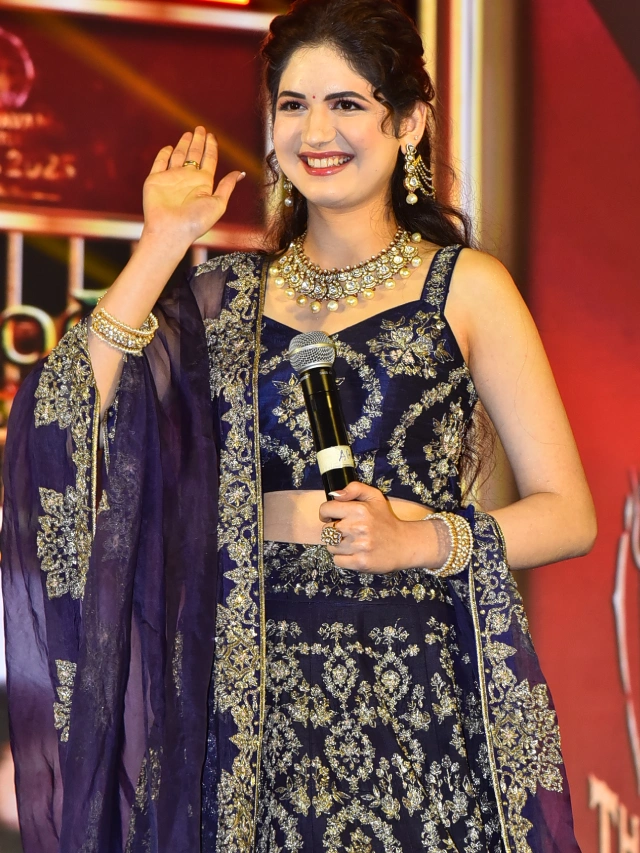 Harshaali Malhotra Stunning Looks in Akhanda 2 Thandavam Pre Release Event