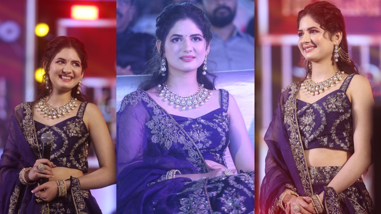 Harshaali Malhotra : అఖండ 2లో బాలయ్య కూతురు.. ఈ నటి ఎవరో గుర్తుపట్టారా..? ప్రీ రిలీజ్ ఈవెంట్ ఫోటోలు వైరల్..