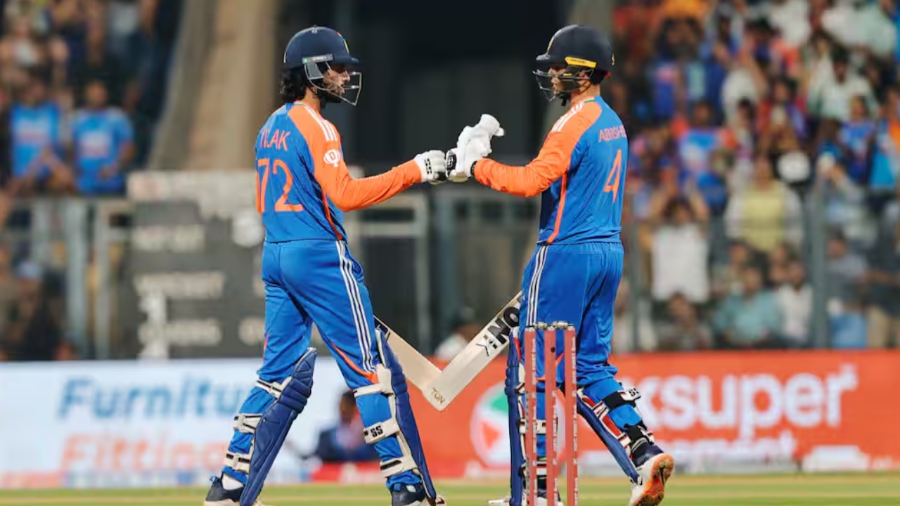 IND vs AUS : ఆస్ట్రేలియాతో ఐదో టీ20 మ్యాచ్‌.. తిల‌క్ వ‌ర్మ‌, అభిషేక్ శ‌ర్మ‌ల‌ను ఊరిస్తున్న కెరీర్ మెల్‌స్టోన్స్‌..