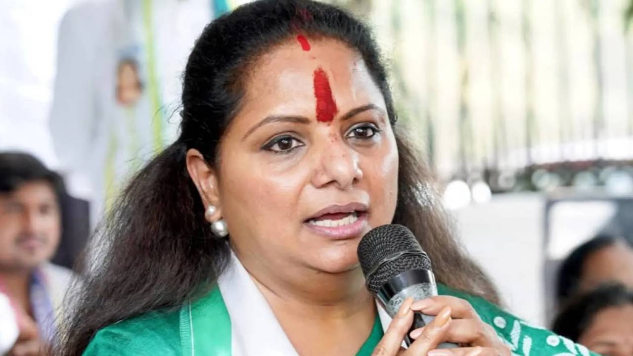 Kavitha : తెలంగాణ జాగృతి అధ్యక్షురాలు కవిత అరెస్ట్..