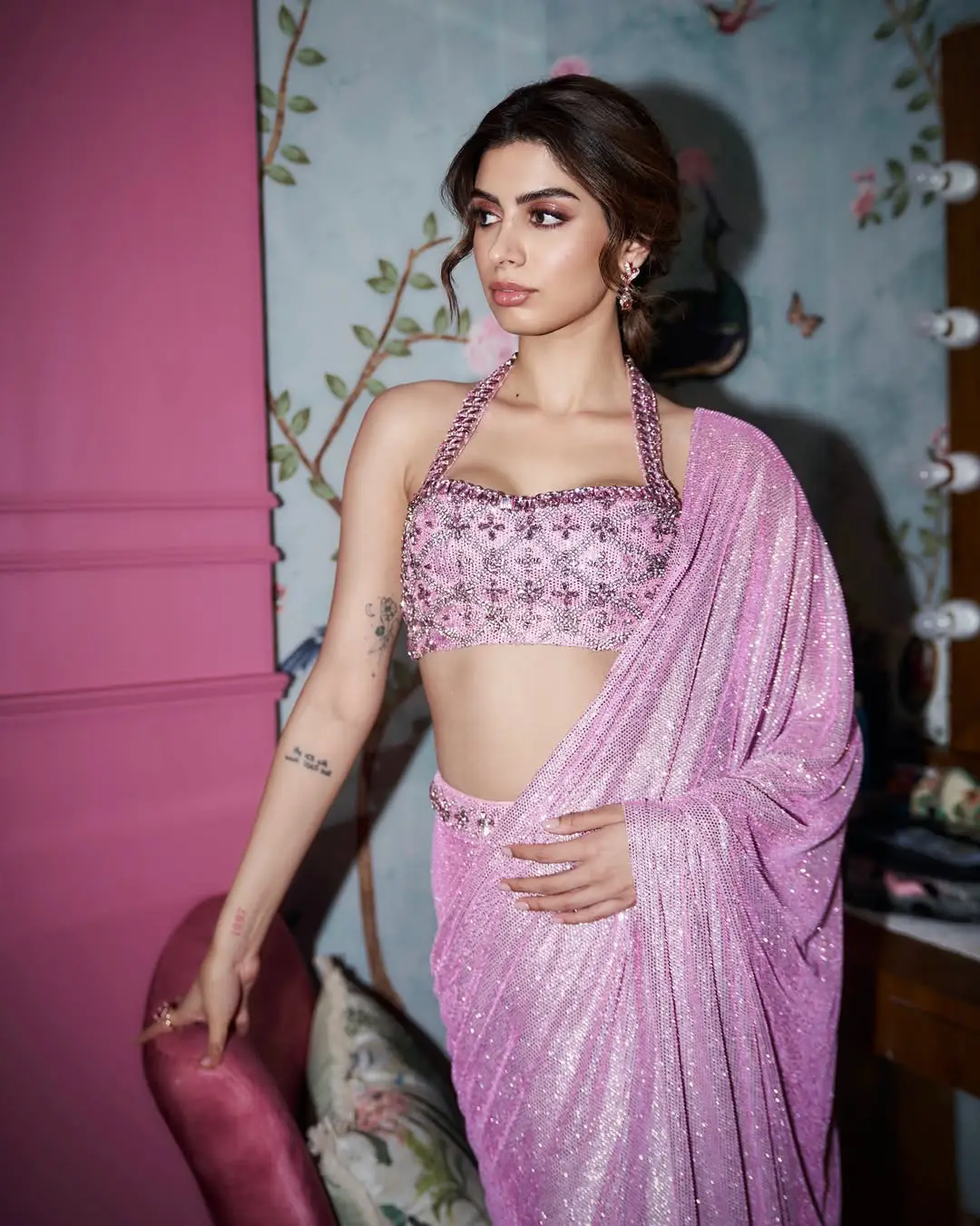 Khushi Kapoor latest photoshoot is going viral on social media.