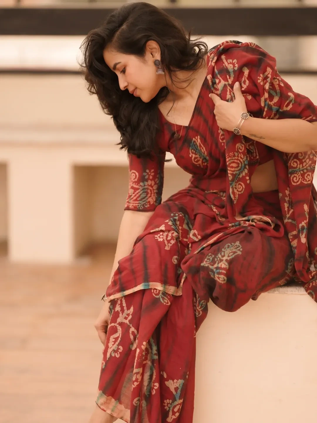 Komalee Prasad Cute Photos in Saree