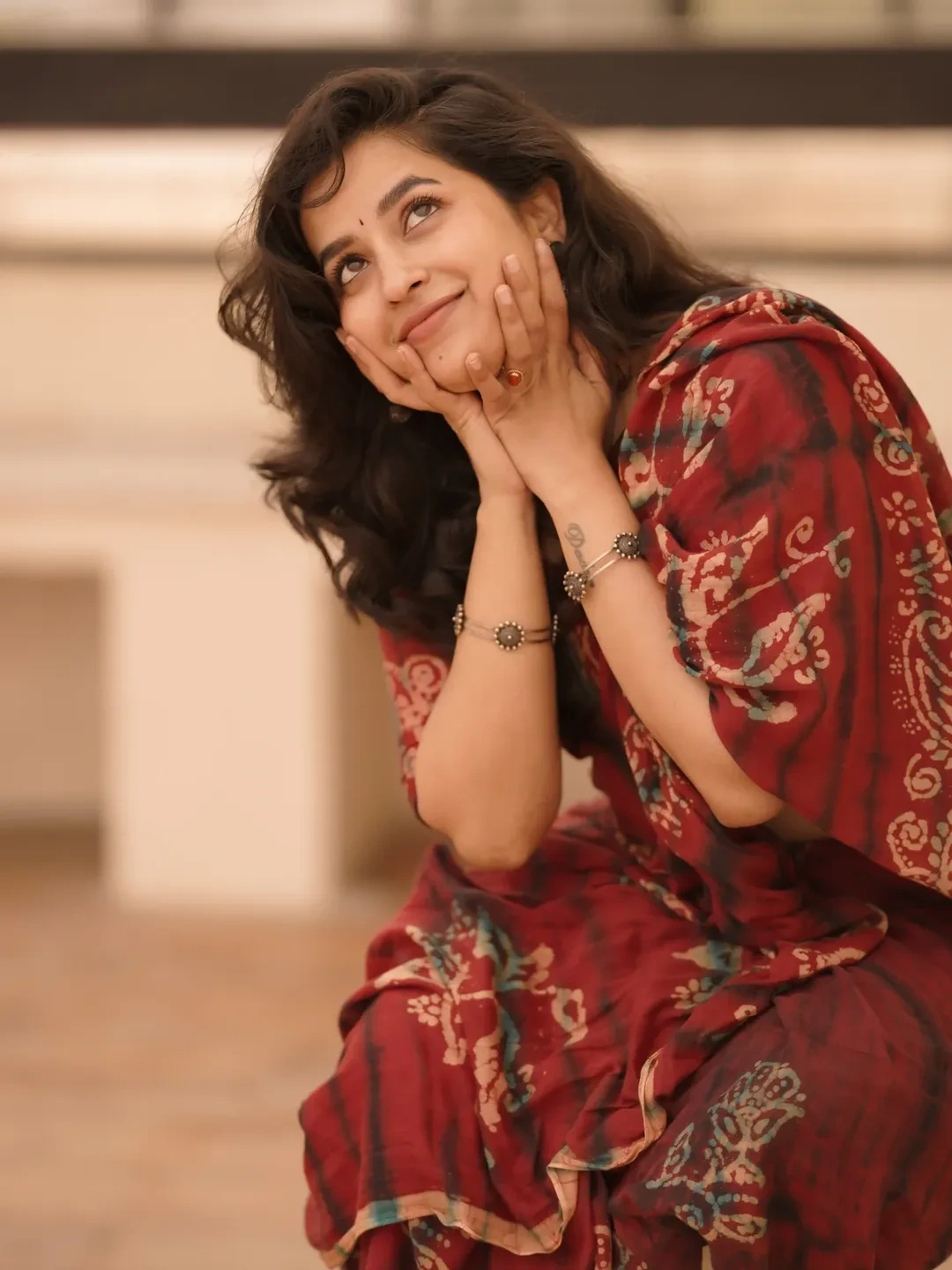 Komalee Prasad Cute Photos in Saree