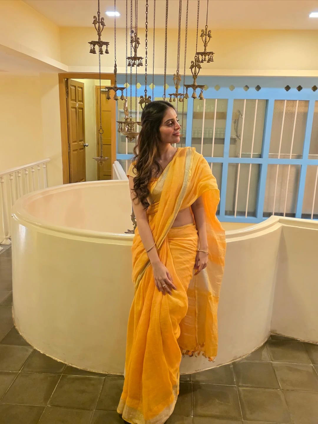 Kushitha Kallapu Cute Photos in Saree