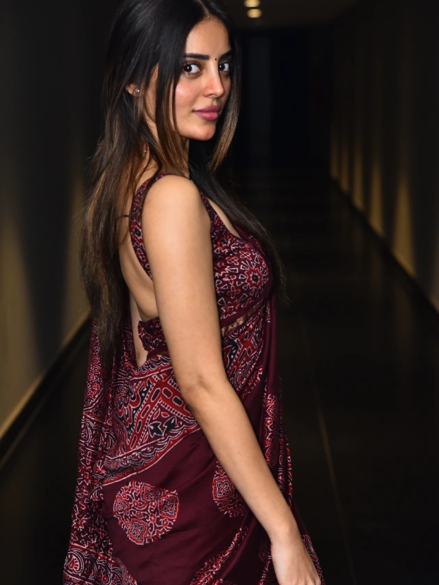 Kushitha Kallapu Stunning Looks in Saree at 3 Roses Season 2 Teaser Launch Event