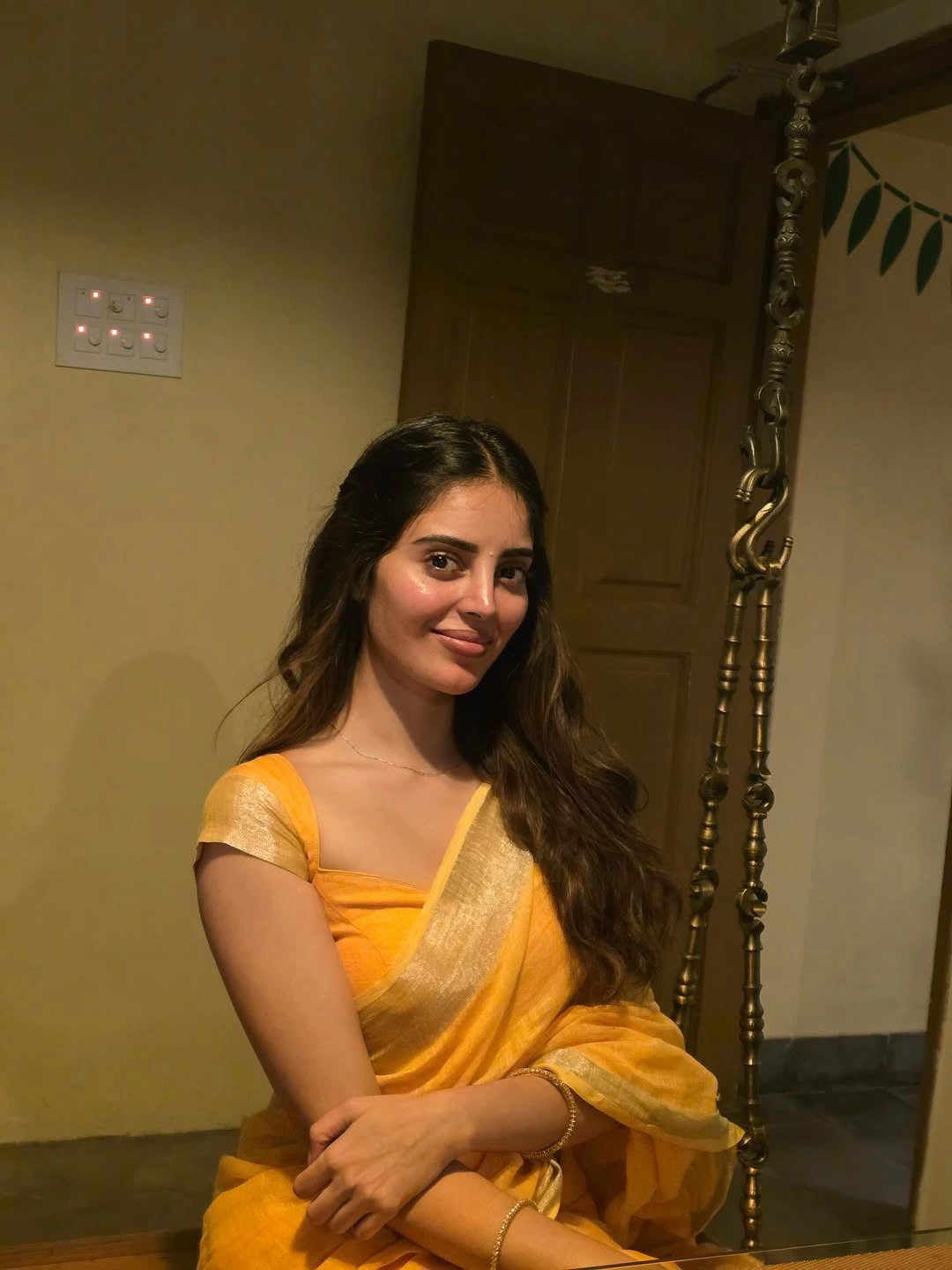 Kushitha Kallapu Cute Photos in Saree