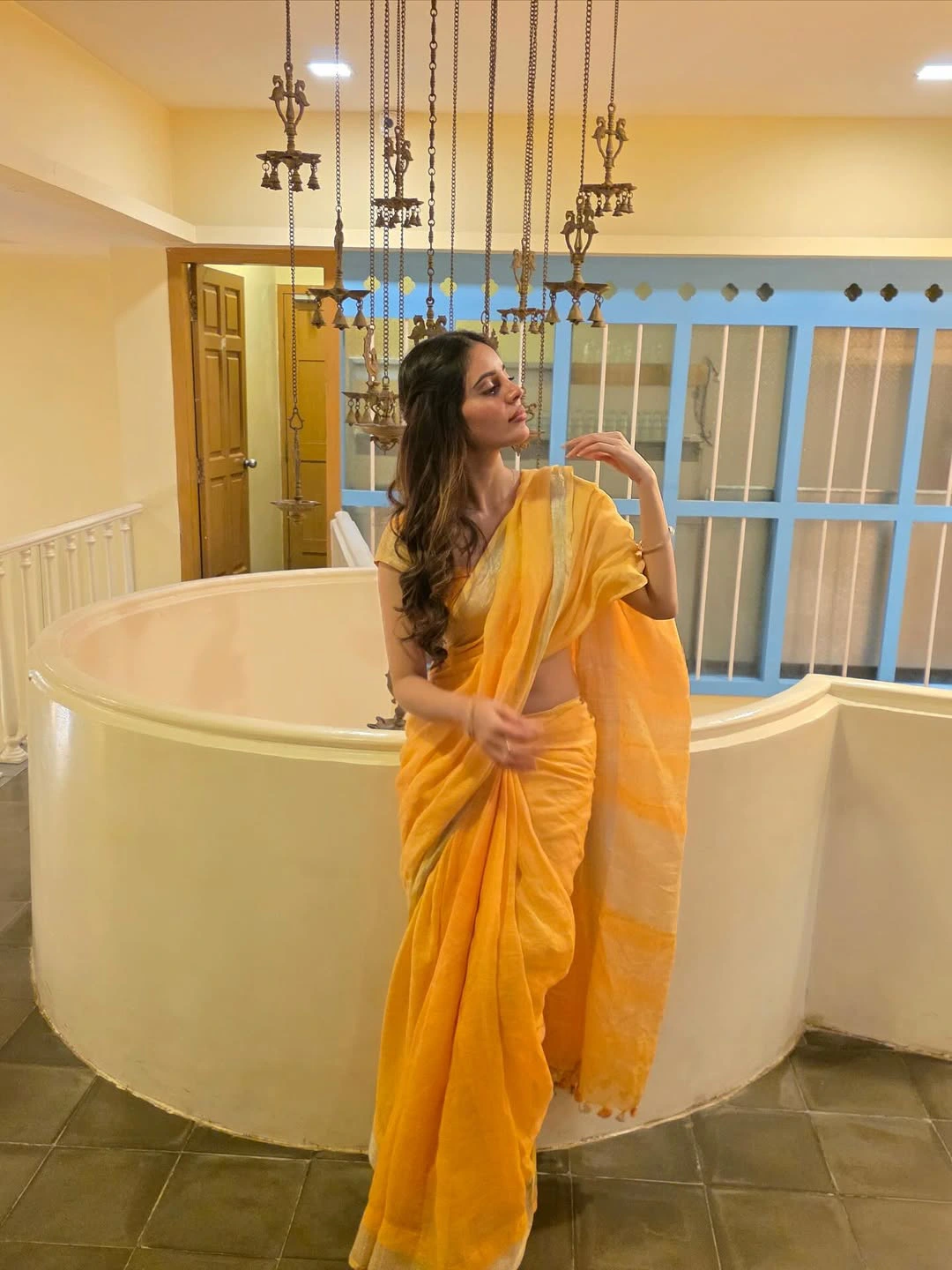 Kushitha Kallapu Cute Photos in Saree