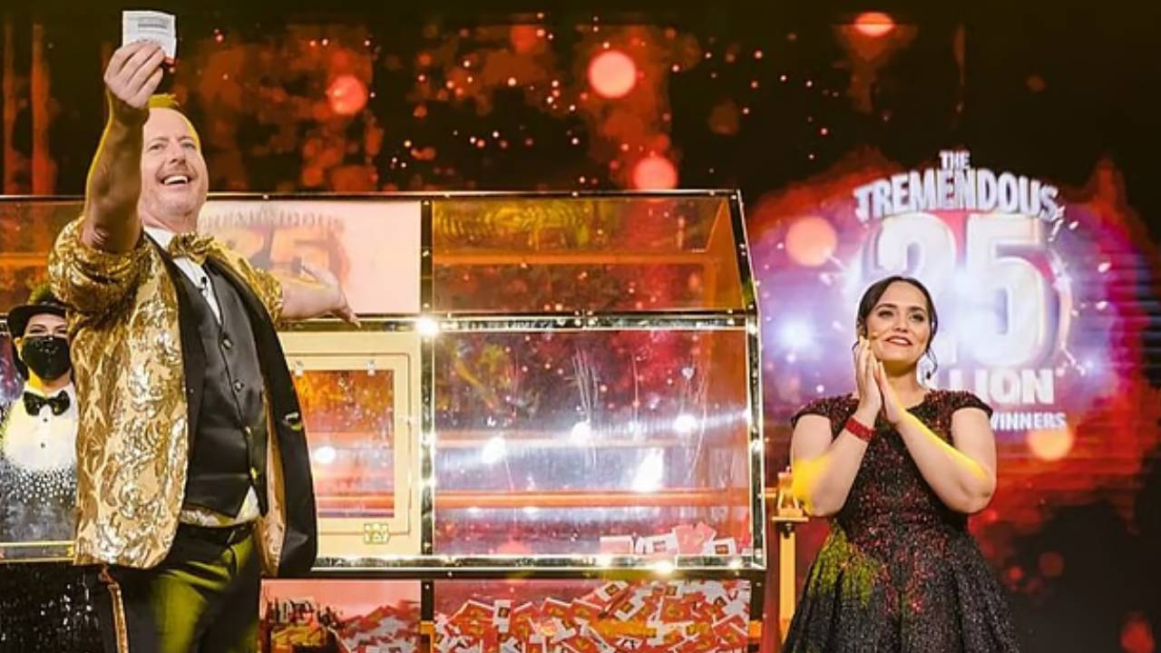 Lucky Draw : అదృష్టం అంటే నీది భయ్యా..! లాటరీలో రూ.60కోట్లు.. కానీ, చివరిలో బిగ్ ట్విస్ట్.. అయ్యో.. ఎక్కడున్నావ్ సామీ..