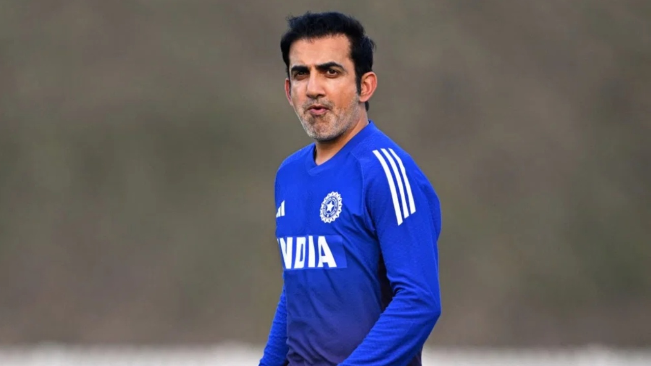 IND vs SA : కోచ్ అంటే నేర్పించాలి గానీ.. బ్యాట‌ర్ల‌ను బాధ్యుల‌ని చేస్తావా? గంభీర్ పై మాజీ ప్లేయ‌ర్ ఆగ్ర‌హం