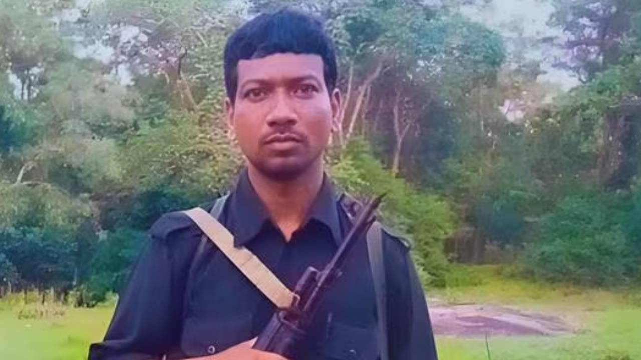 Maoist Hidma: లొంగిపోయే ప్రయత్నంలో హిడ్మా.. అంతలోనే ఎన్‌కౌంటర్‌లో మృతి..! జర్నలిస్ట్‌కు రాసిన లేఖలో కీలక విషయాలు వెల్లడి