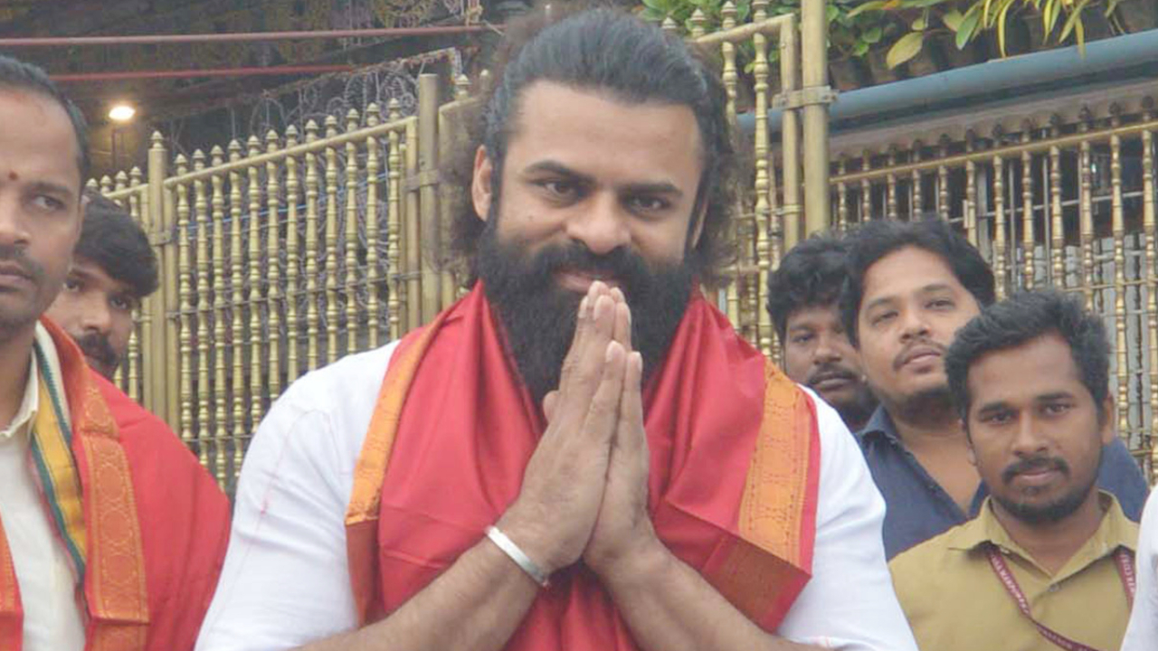 Sai Durgha Tej: తిరుమలలో హీరో సాయి దుర్గ తేజ్.. పెళ్లిపై ప్రకటన.. వచ్చే ఏడాది ముహూర్తం..