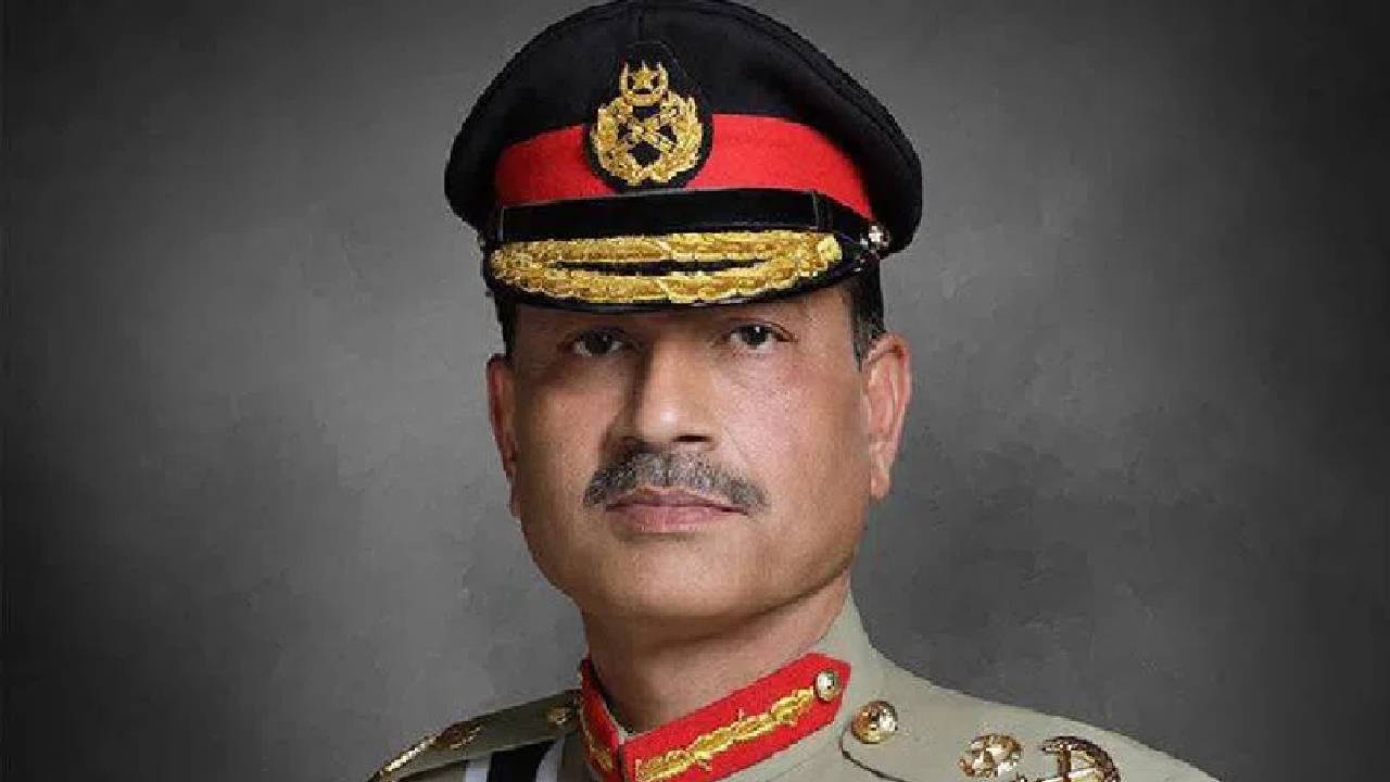 పాక్‌లో చిచ్చు.. పార్లమెంట్‌లో బిల్‌ పాస్‌.. సీడీఎఫ్‌గా మునీర్‌, సుప్రీంకోర్టు ఇక బలహీనం.. ఇద్దరు జడ్జీల రాజీనామా.. ఇక ఆ దేశం ఎటువైపు వెళ్తుంది?