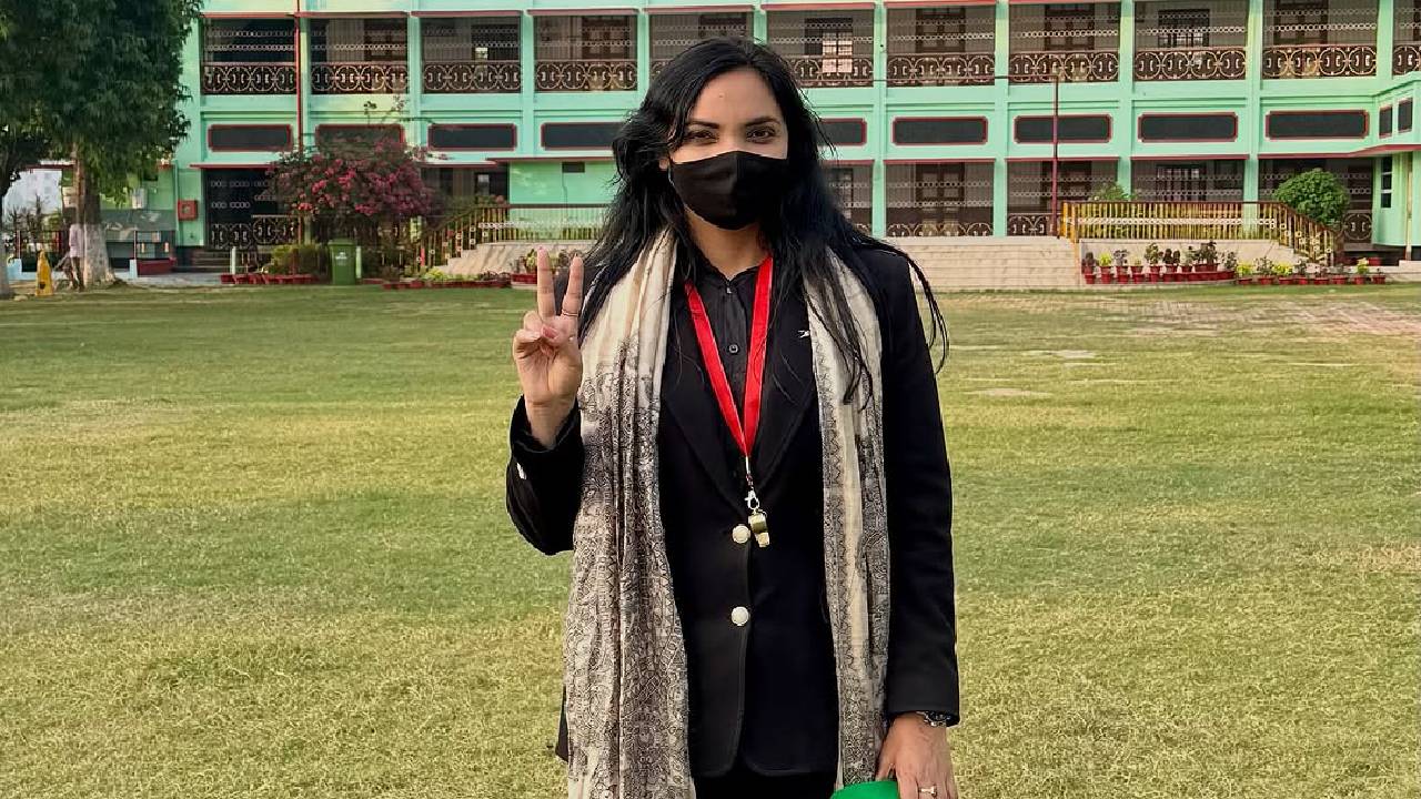 గెలిస్తేనే మాస్క్ తీస్తా అని మంగమ్మ శపథం చేసిన ఓ పార్టీ అధ్యక్షురాలు.. ఇప్పుడు ఘోర ఓటమి.. ఇప్పుడేం చేస్తావ్?