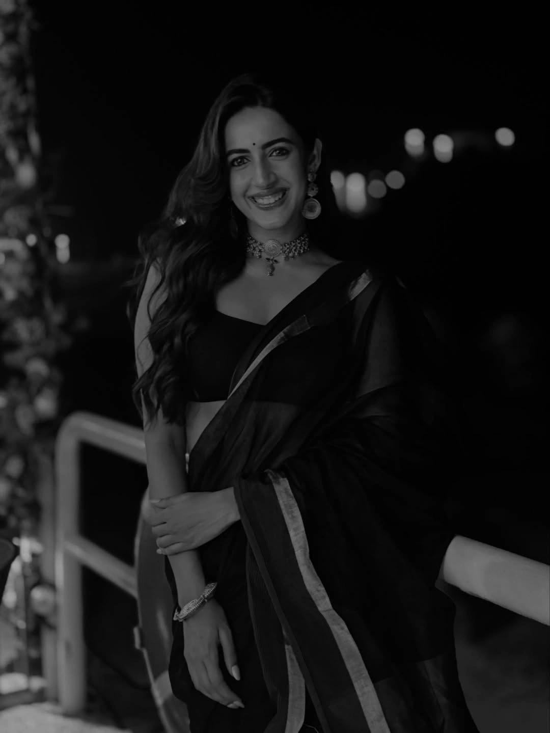 Niharika Konidela Stunning Looks in Saree