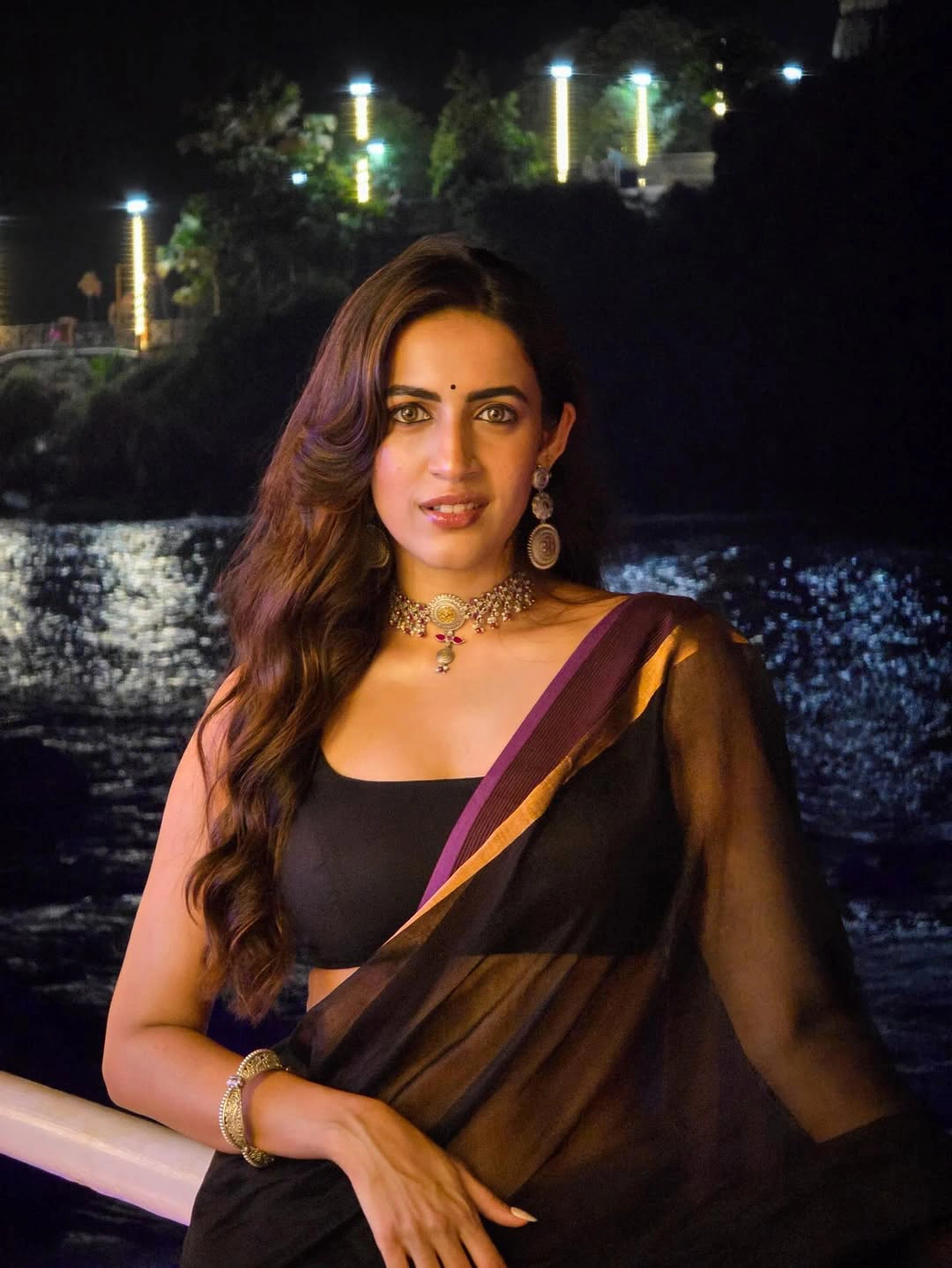 Niharika Konidela Stunning Looks in Saree