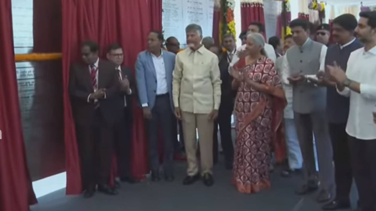 Amaravati : అమరావతిలో కొత్త బ్యాంకులకు శంకుస్థాపన.. 6541 జాబ్స్..