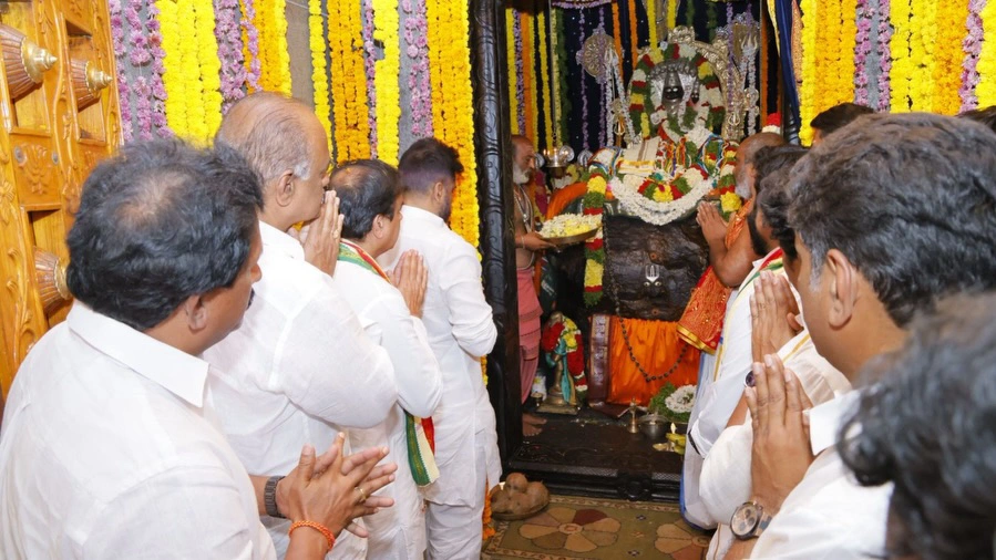 Pawan Kalyan visited Shri Lakshmi Narasimha Swamy Temple in I.S. Jaganathapuram