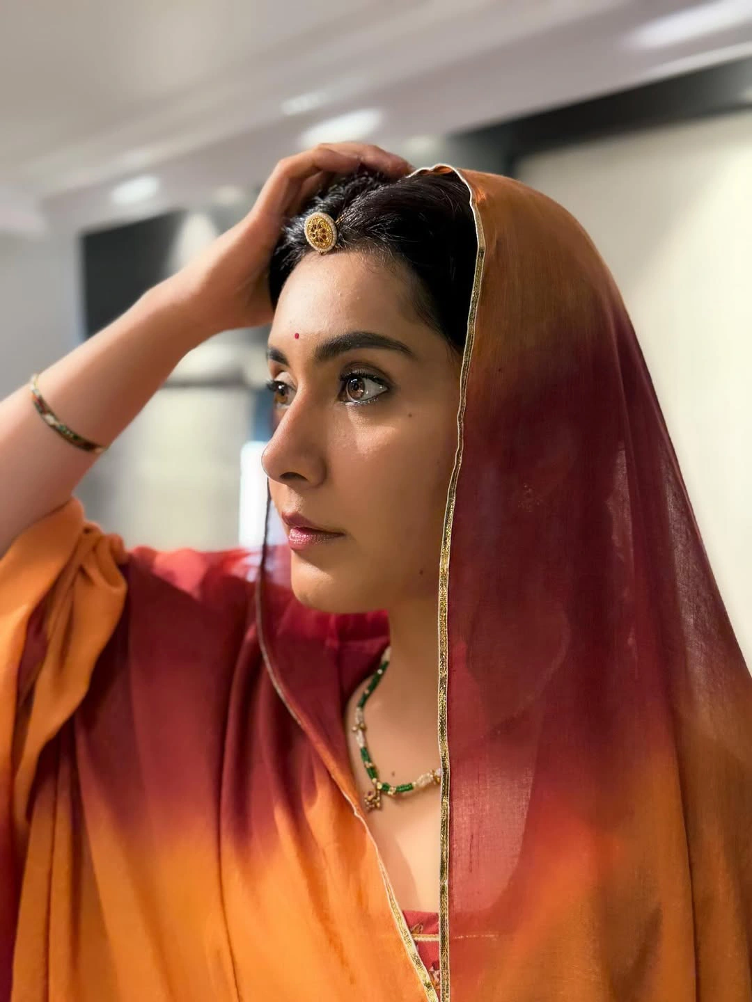 Raashii Khanna Shares 120 Bahadur Movie Working Stills