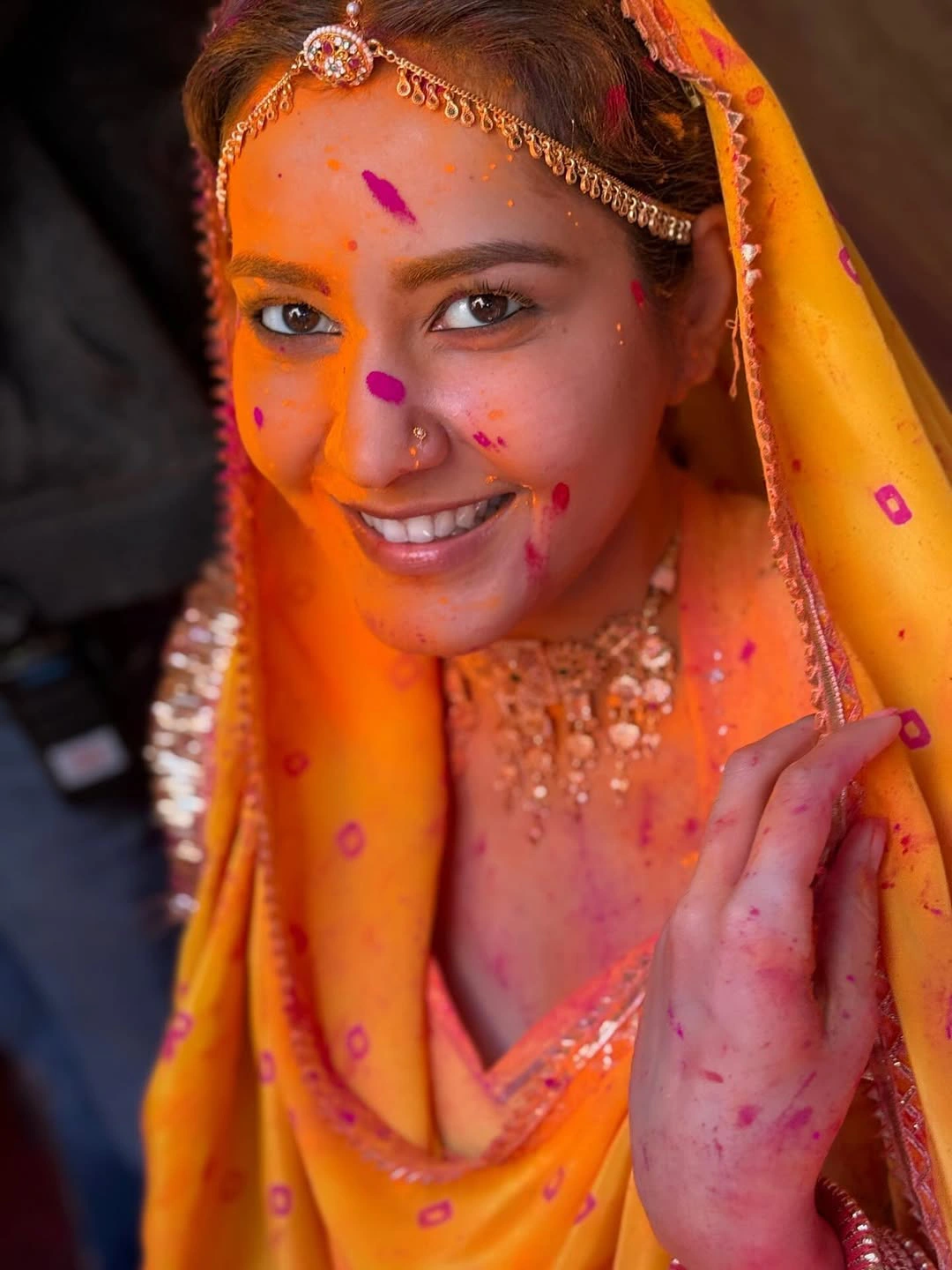 Raashii Khanna Shares 120 Bahadur Movie Working Stills