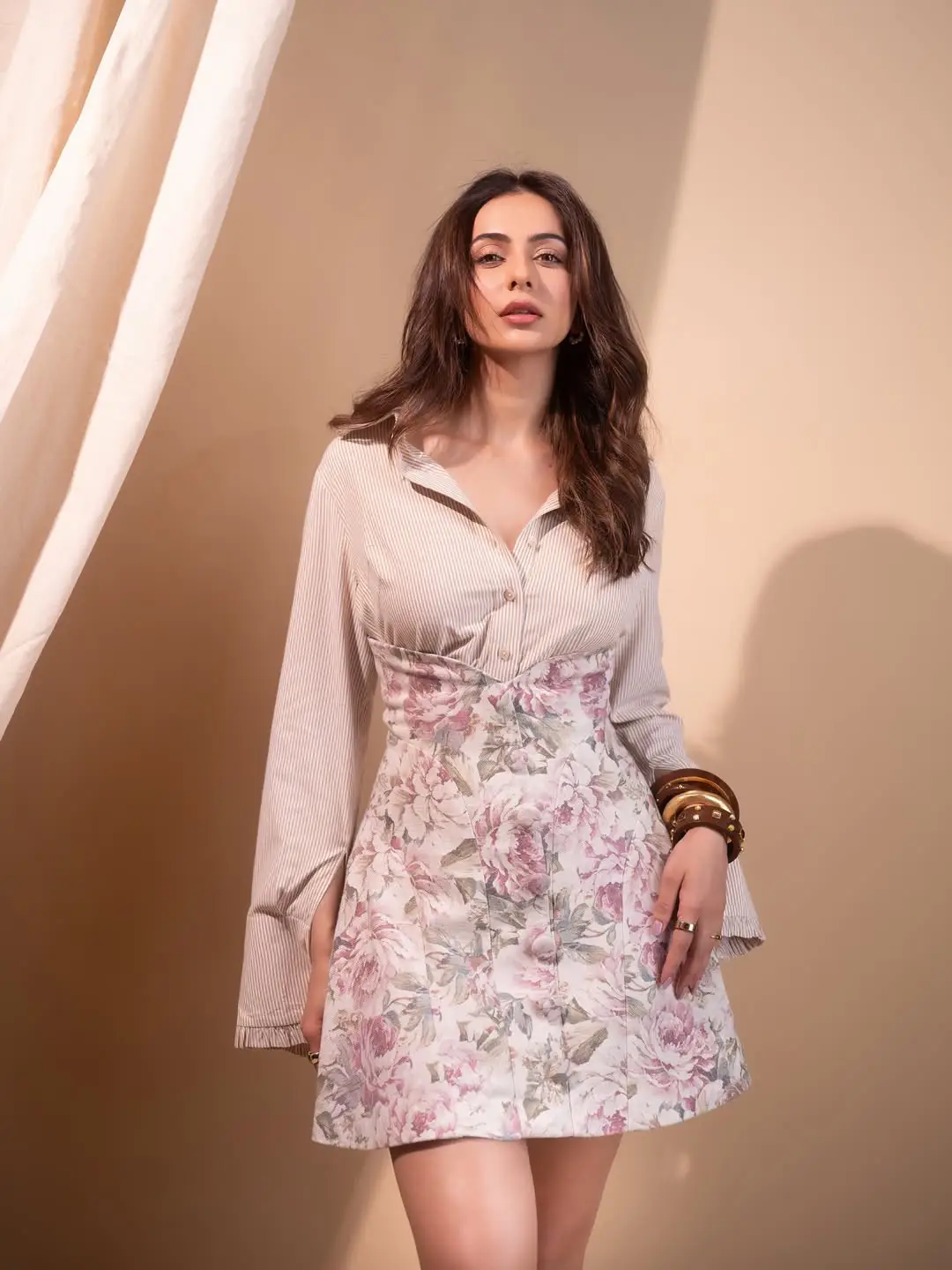 Rakul Preet Singh latest hot photoshoot is trending. (1)