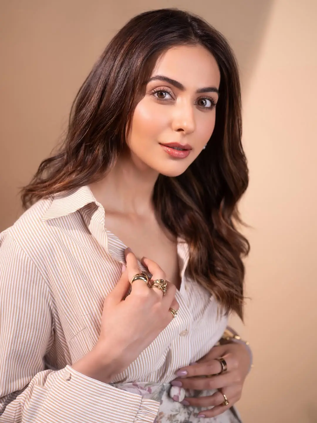 Rakul Preet Singh latest hot photoshoot is trending. (1)