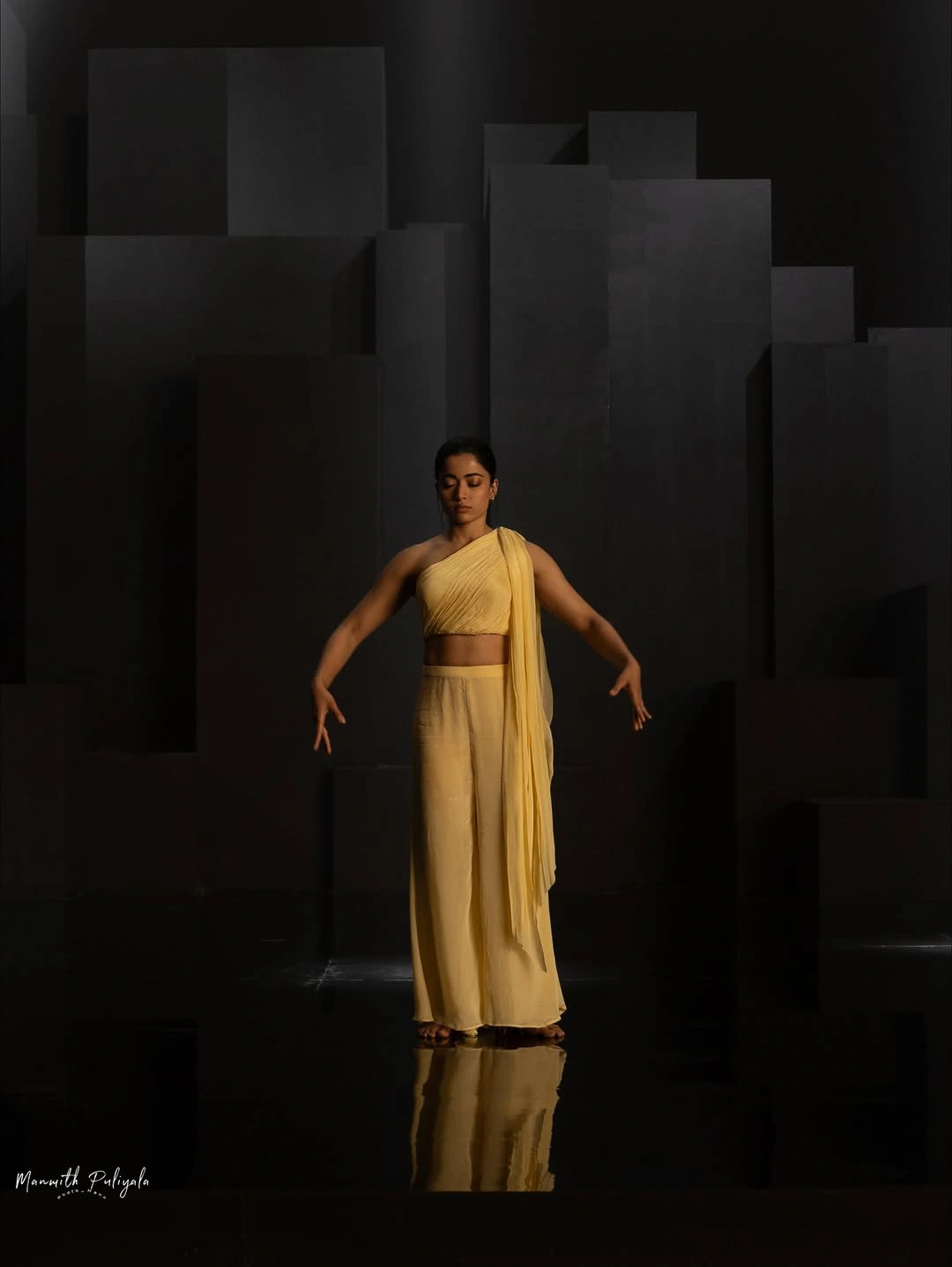 Rashmika Mandanna Dheekshithh Shetty Dance Working Stills