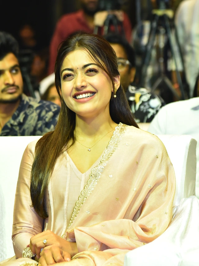Rashmika Mandanna Cute Looks from The Girlfriend Success Meet