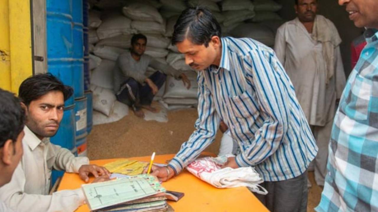 Ration Cards : ఏపీ ప్రజలకు బిగ్ అలర్ట్.. ఇదే చివరి చాన్స్.. రేషన్ కార్డులు రద్దవుతాయ్.. వెంటనే ఇలా చేయండి..