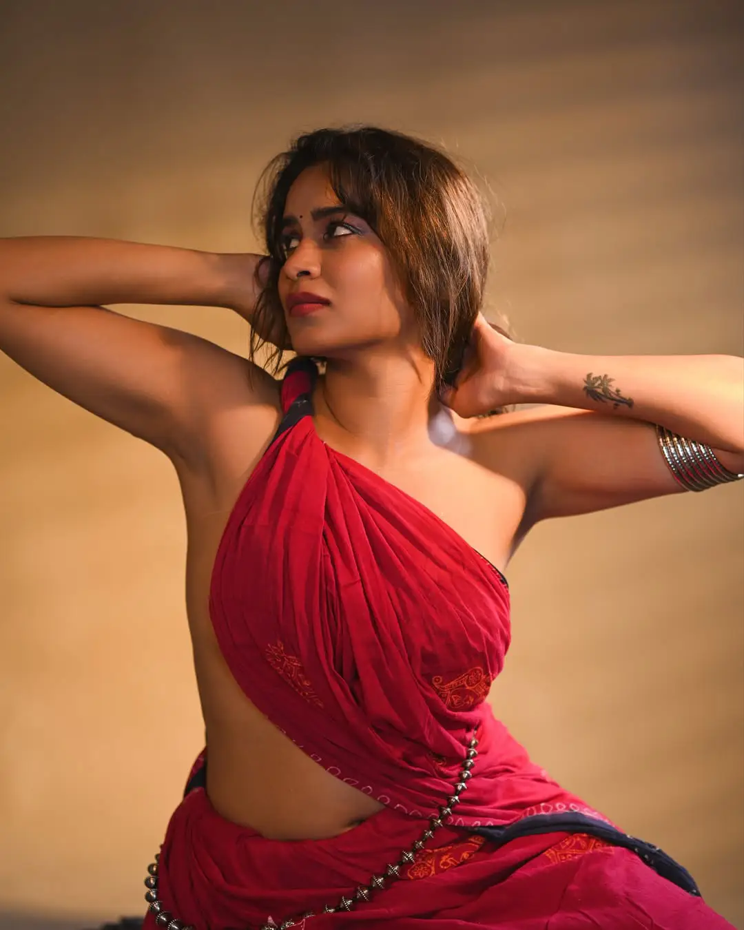 Sahitya Dasari latest hot photoshoot (1)