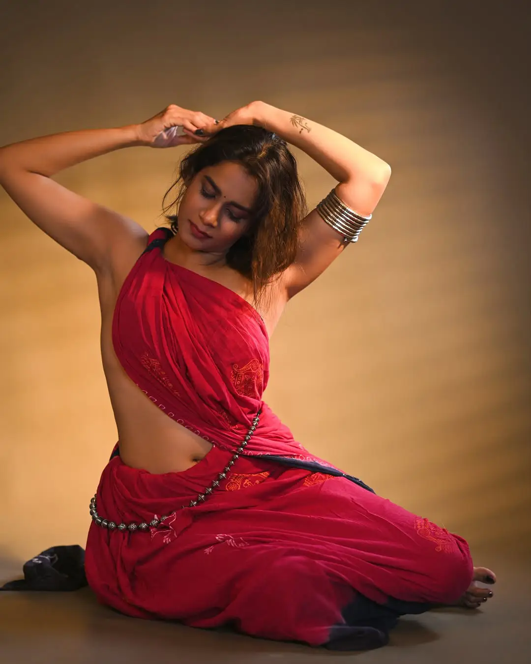 Sahitya Dasari latest hot photoshoot (1)