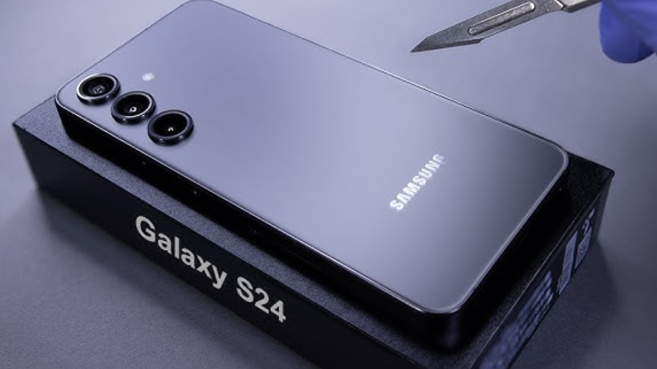 Black Friday Sale : భలే డిస్కౌంట్ బ్రో.. ఈ శాంసంగ్ ఫోన్‌పై ఏకంగా రూ. 35వేలు తగ్గింపు.. ఇలాంటి డీల్ మళ్లీ రాదు..!