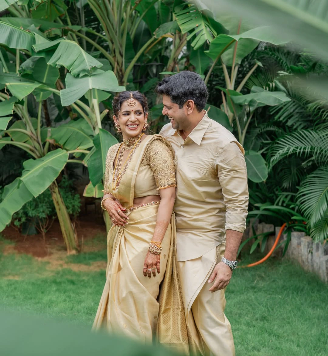 Samyuktha Shanmughanathan Aniruda Srikkanth Wedding Photos