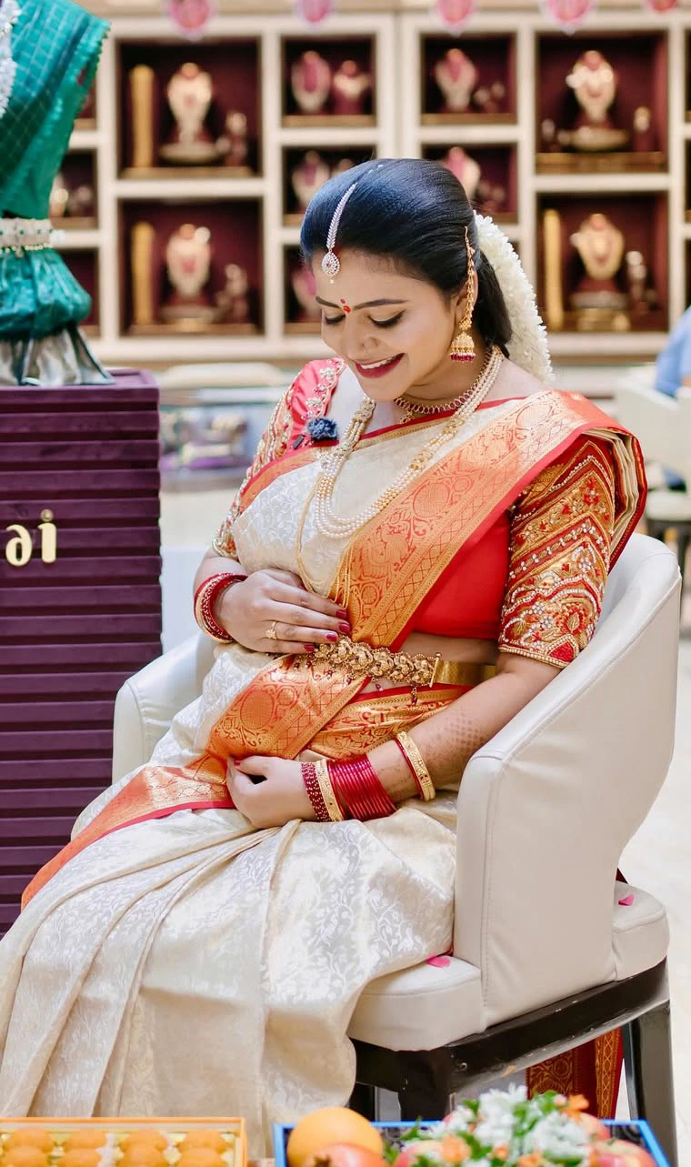 Bigg Boss Fame Shiva Jyothi Baby Shower Event