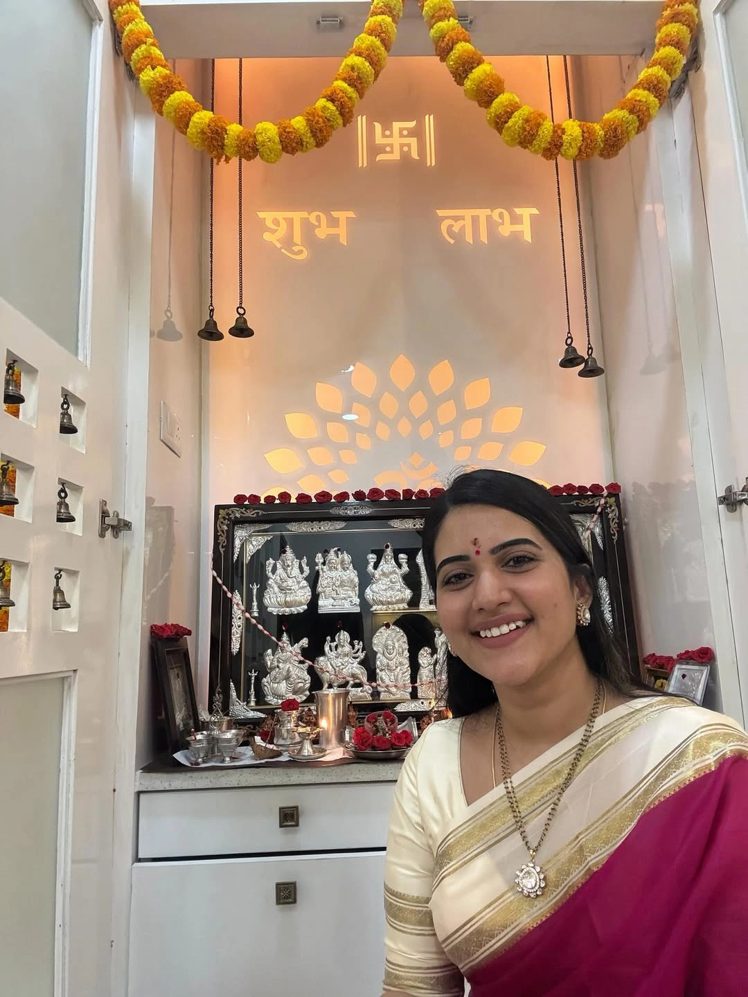 Anchor Sravanthi Chokarapu Karthika Pournami Special Photos