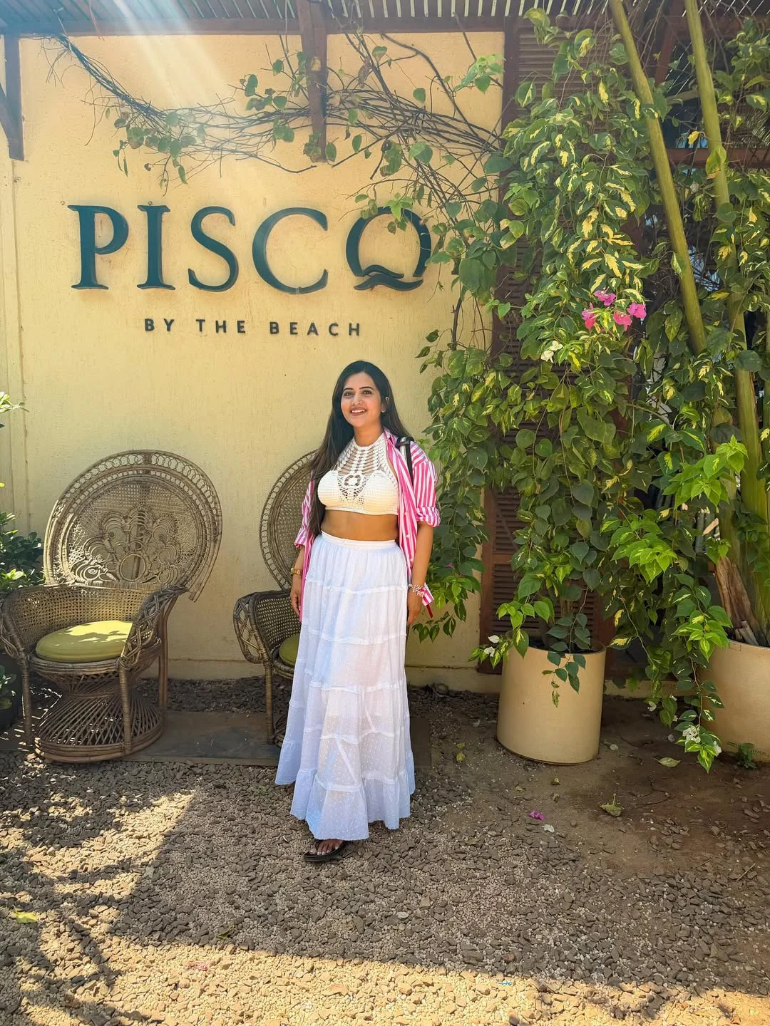 Sravanthi Chokarapu Enjoying Vacation in Goa