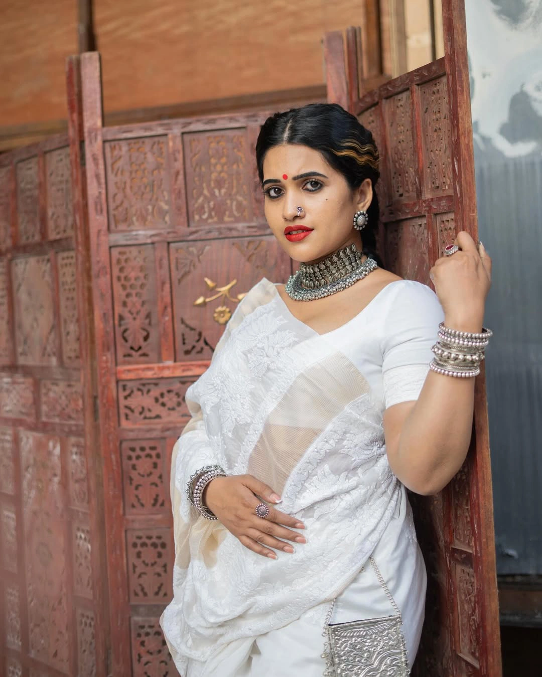 Sravanthi Chokarapu Dressed like Gangubai Kathiawadi