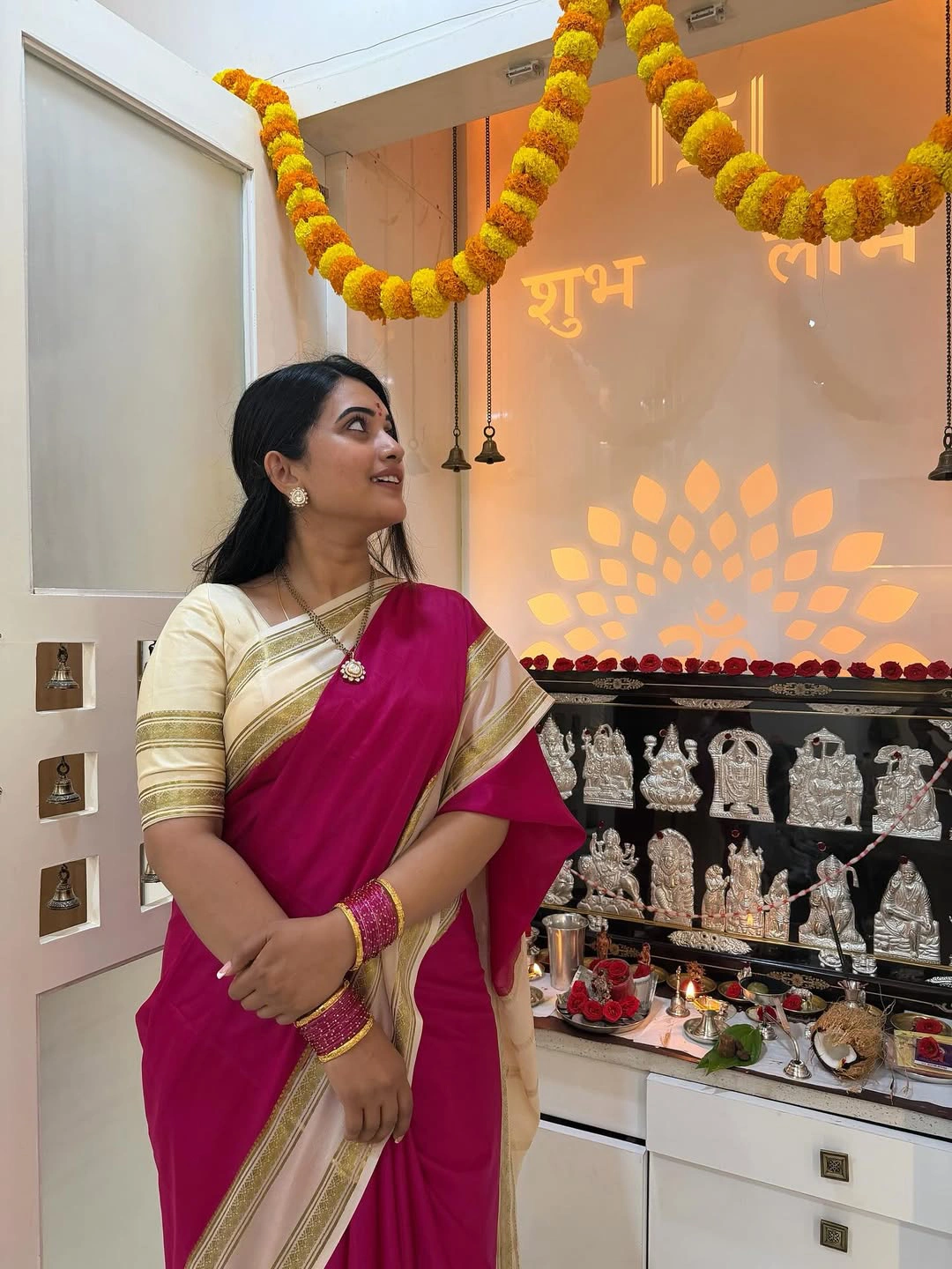 Anchor Sravanthi Chokarapu Karthika Pournami Special Photos