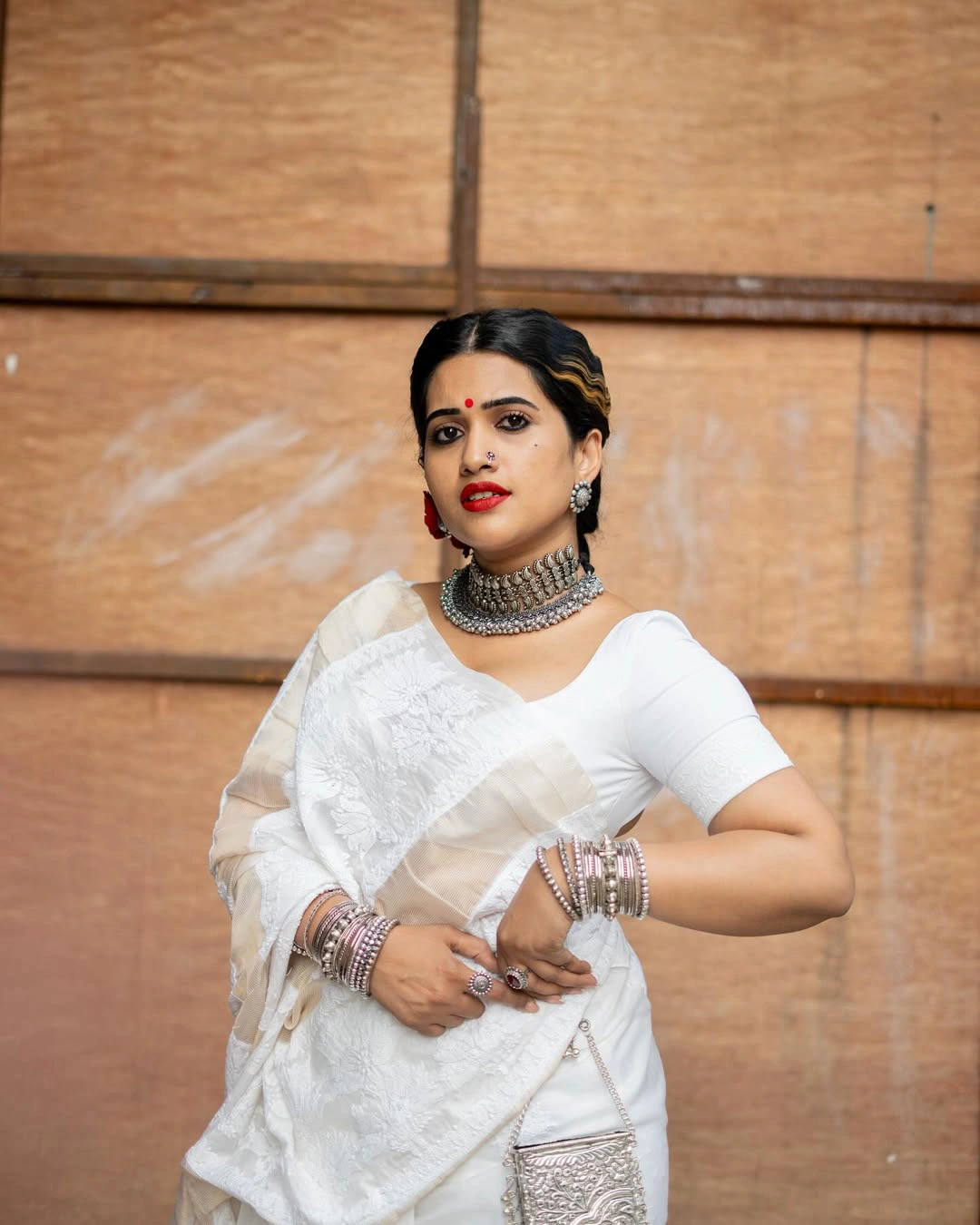 Sravanthi Chokarapu Dressed like Gangubai Kathiawadi