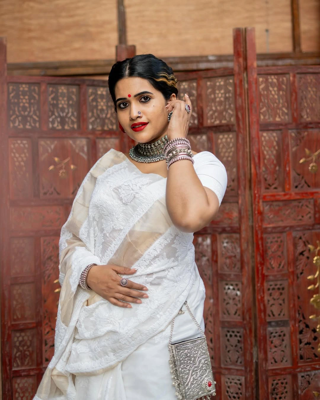 Sravanthi Chokarapu Dressed like Gangubai Kathiawadi