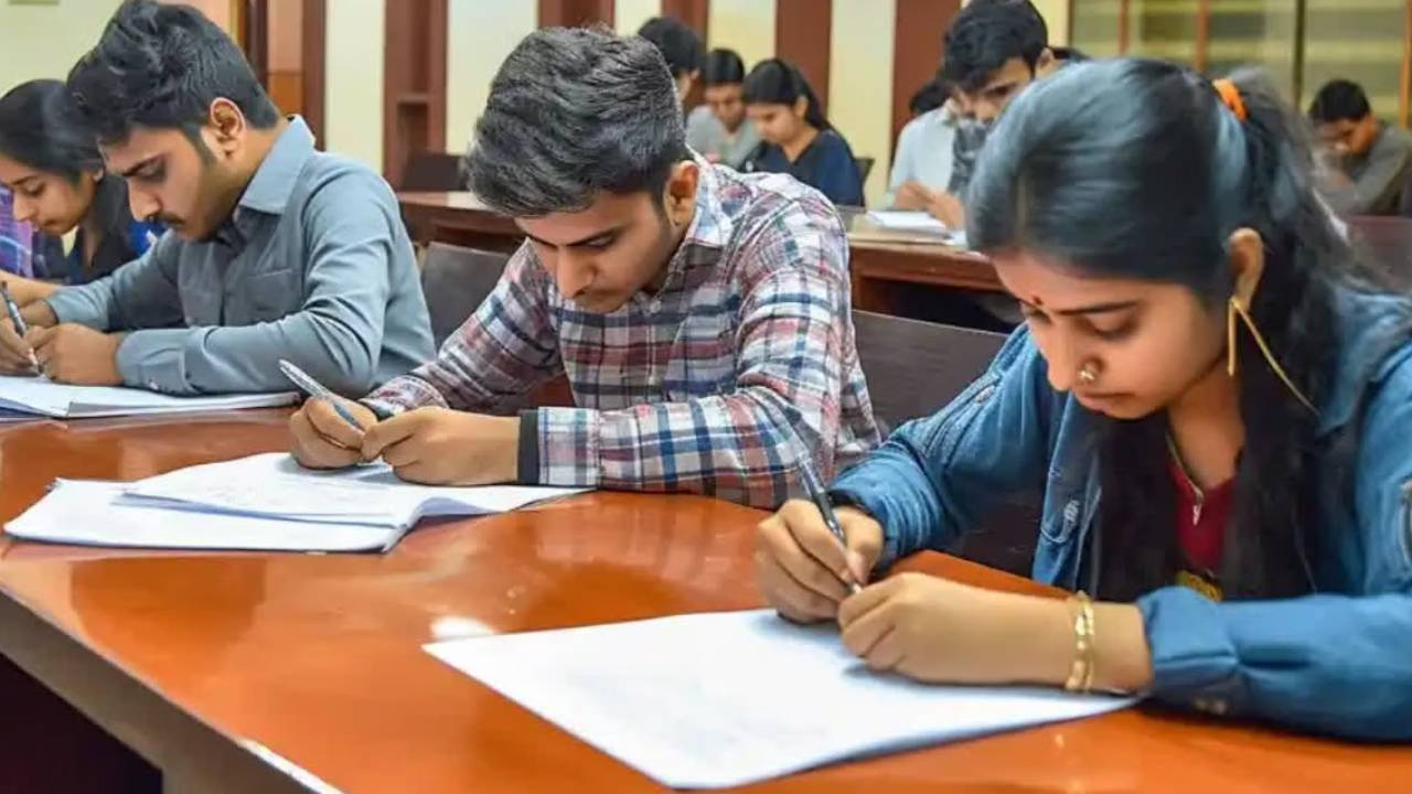 TG TET 2026 : తెలంగాణ టెట్‌కు దరఖాస్తుల వెల్లువ.. హాల్ టికెట్లు, పరీక్షలు ఎప్పుడంటే..? పూర్తి వివరాలు ఇలా..