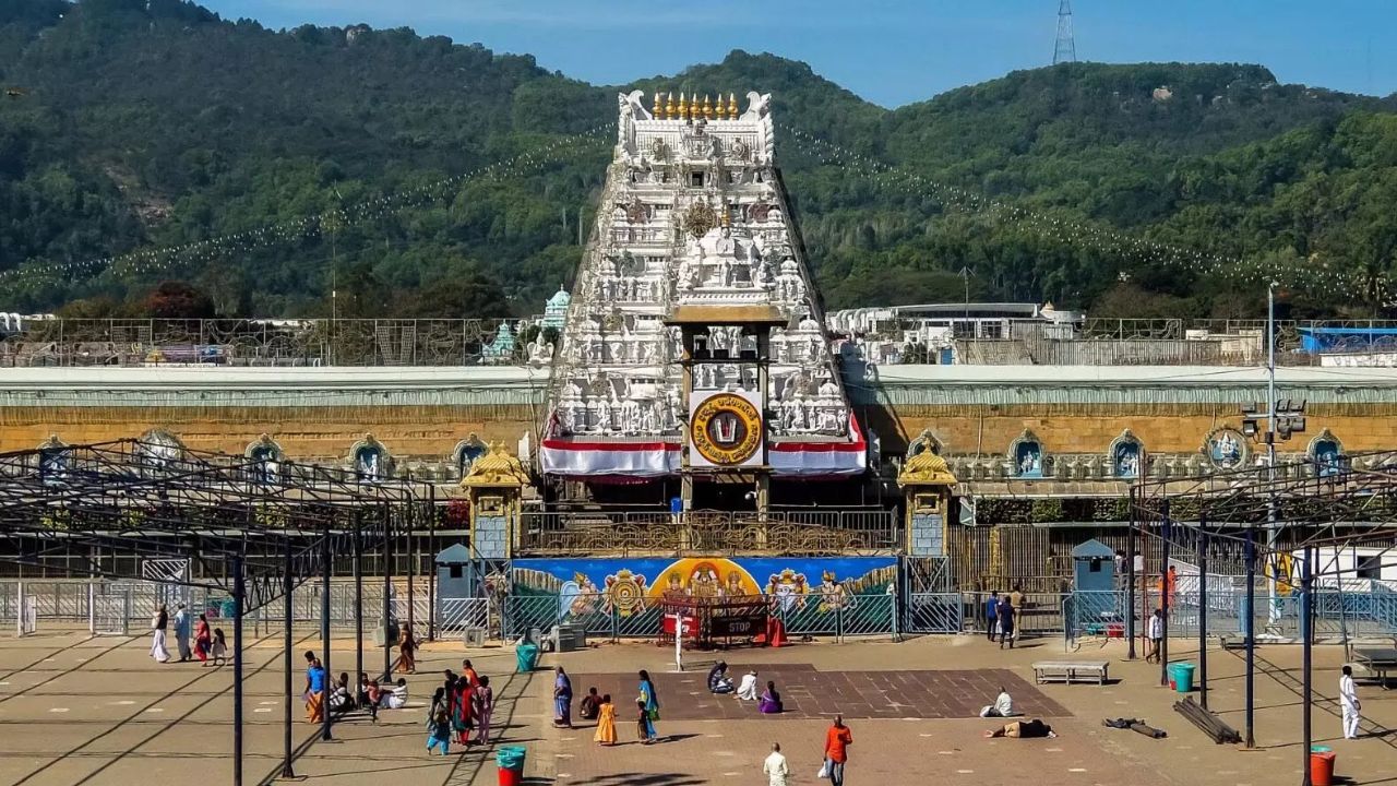 TTD: అటు పరకామణి కేసు.. ఇటు కల్తీ నెయ్యి ఎపిసోడ్.. ఏం జరుగుతోంది?