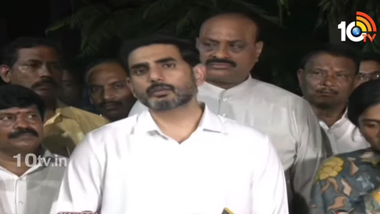 Kasibugga temple Stampede: మృతుల కుటుంబాలకు రూ.15 లక్షల చొప్పున పరిహారం.. గాయపడిన భక్తులను పరామర్శించిన లోకేశ్‌