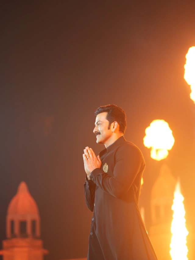 Mahesh Babu Rajamouli Priyanka Chopra Varanasi Movie Title Launch Event Photos