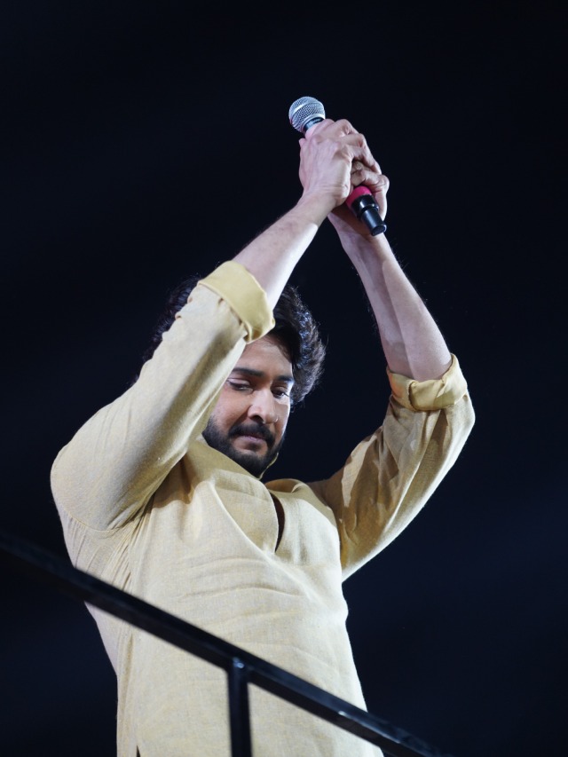 Mahesh Babu Rajamouli Priyanka Chopra Varanasi Movie Title Launch Event Photos